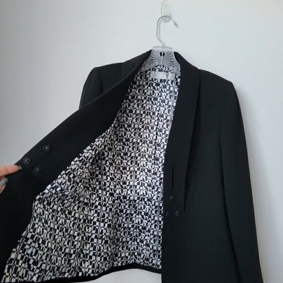 Tahari ASL black pleated bust blazer size 2 petite - Picture 7 of 9